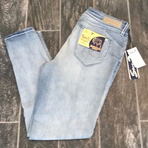 Seven Skinny Jean